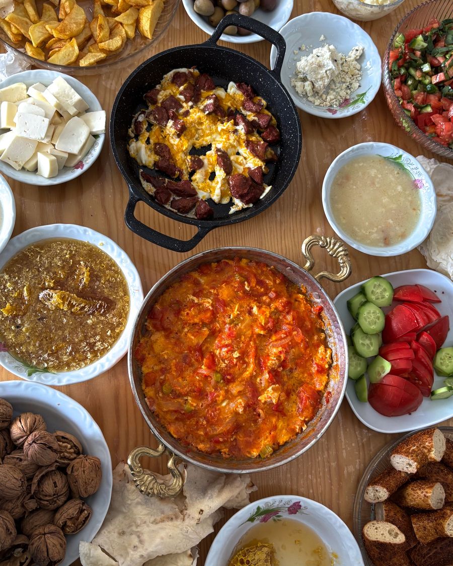 Teras kahvaltısı